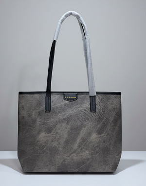 Textured shoulder bag